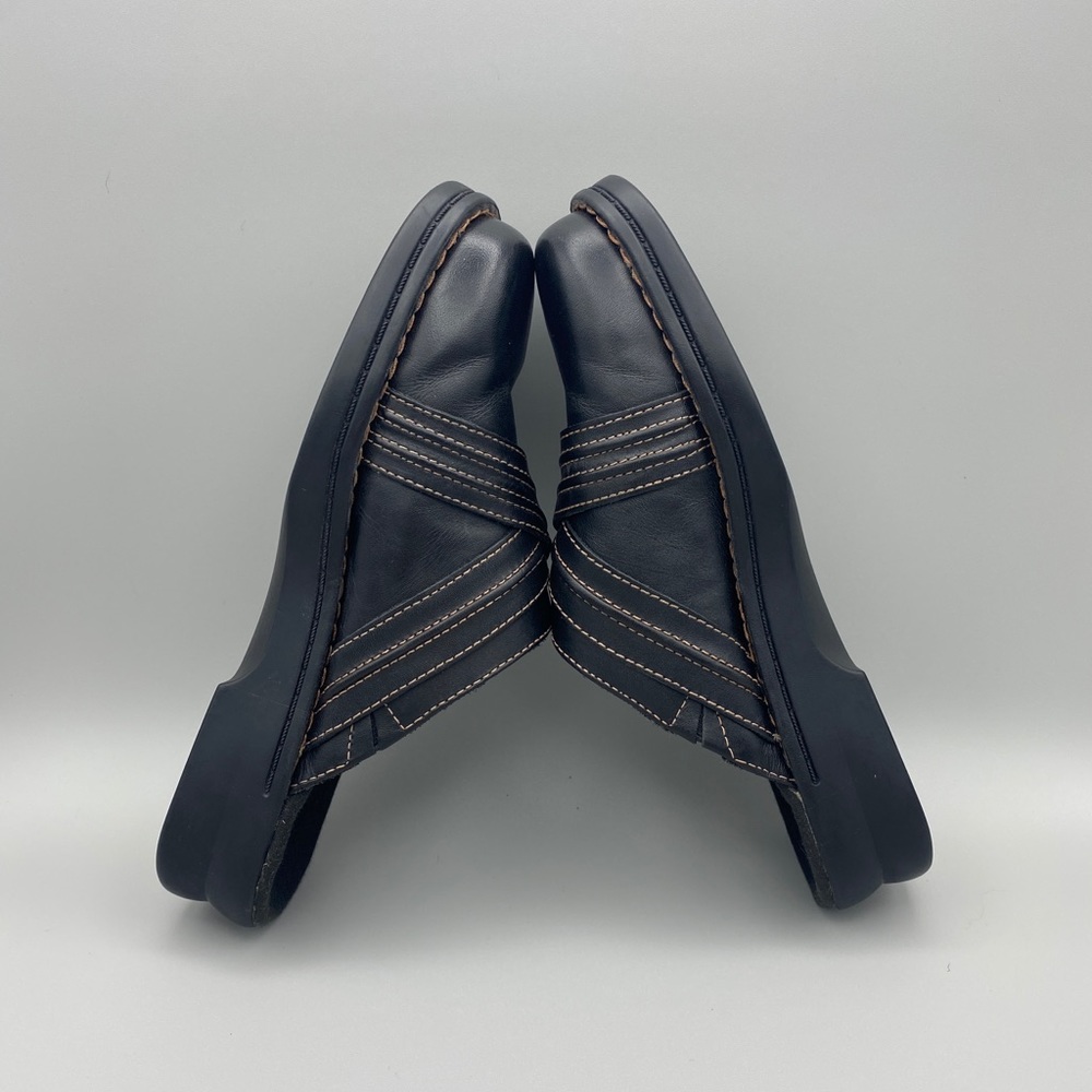 Clarks Round Toe Slip On Clogs US Womens 7M Black 35114 - Picture 10 of 10